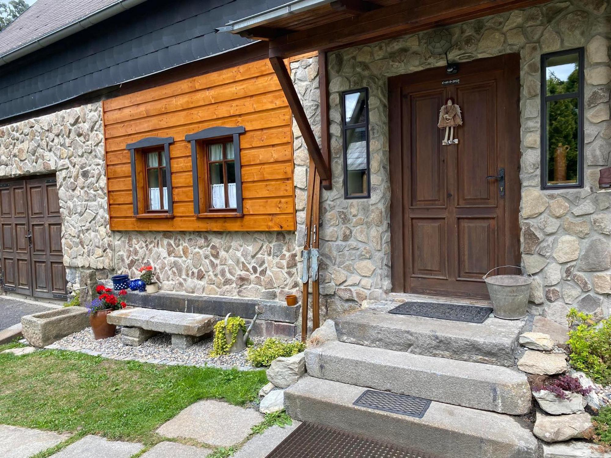 Chaloupka Kralovstvi Villa Sluknov Luaran gambar